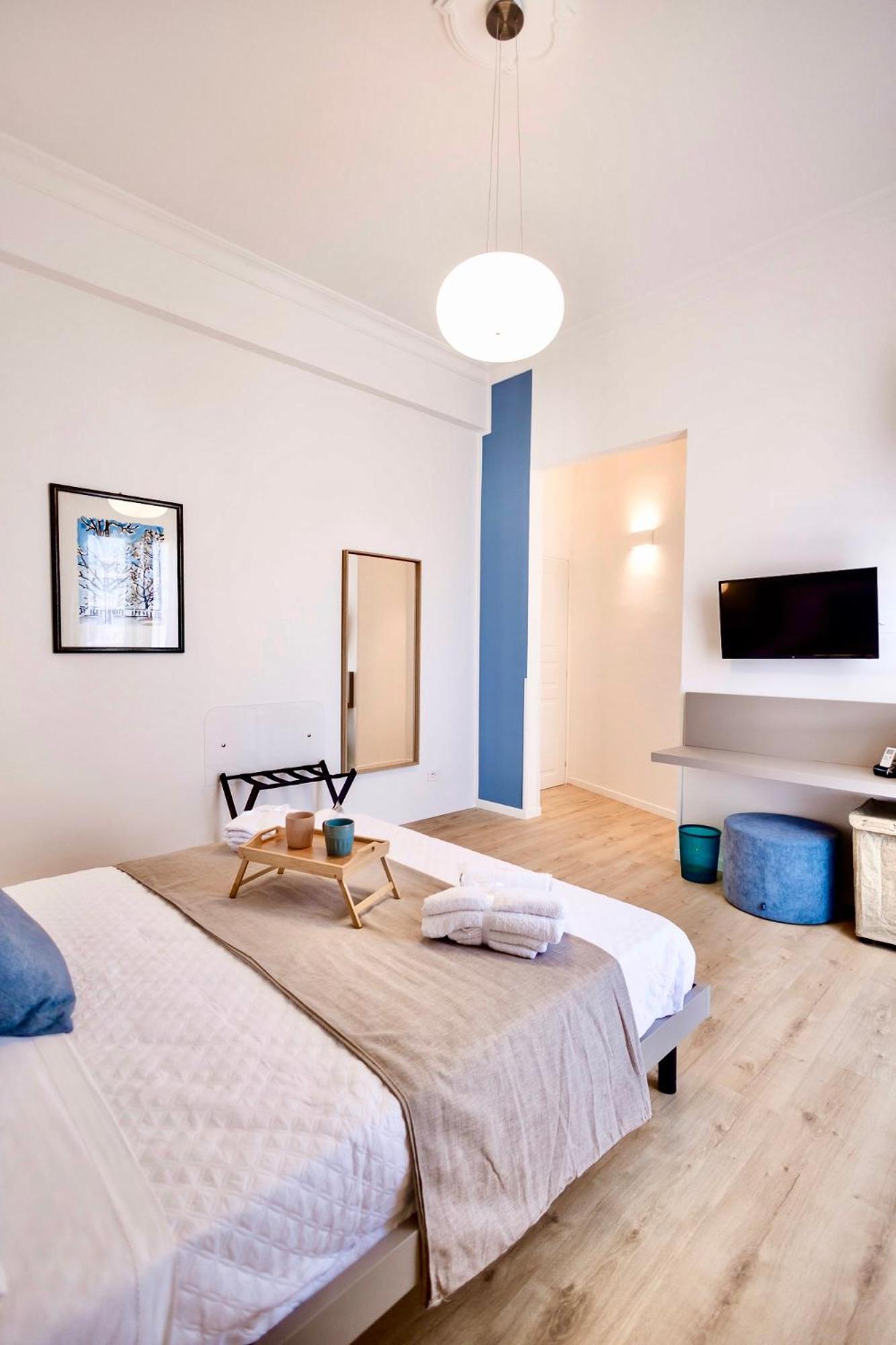 Politeama Charming Apartment Palermo Eksteriør billede