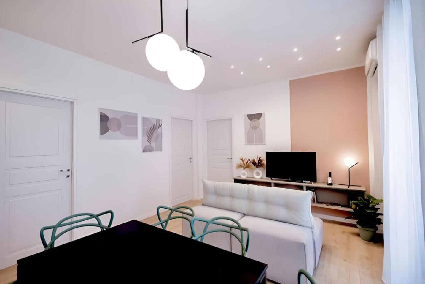 Politeama Charming Apartment Palermo Eksteriør billede